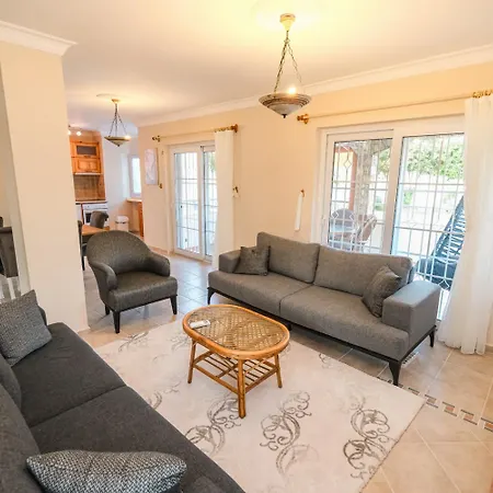 Begonvil ヴィラ フェティエ